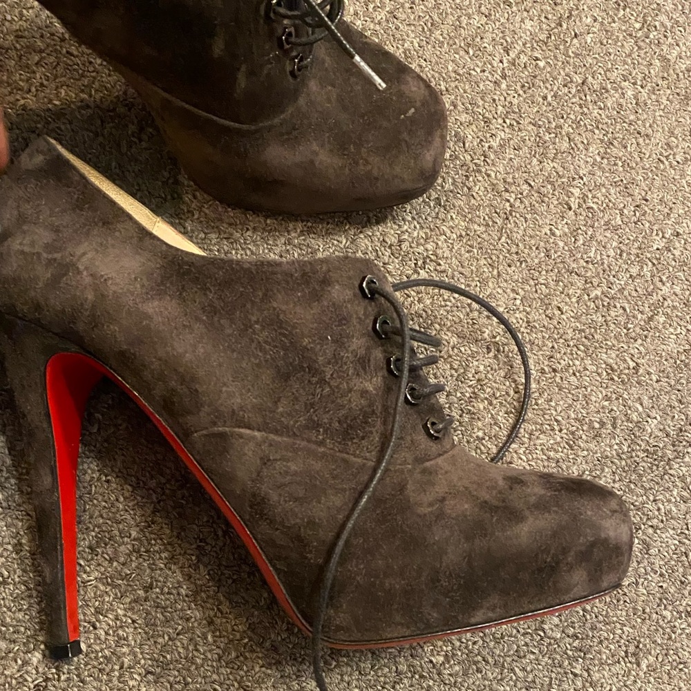 Christian LOUBOUTIN booties, grey, 5 inch heel. Authentic